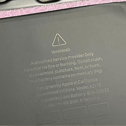 2.The Battery will come with Two Screwdrivers which used for Replace the Battery.laptop akku