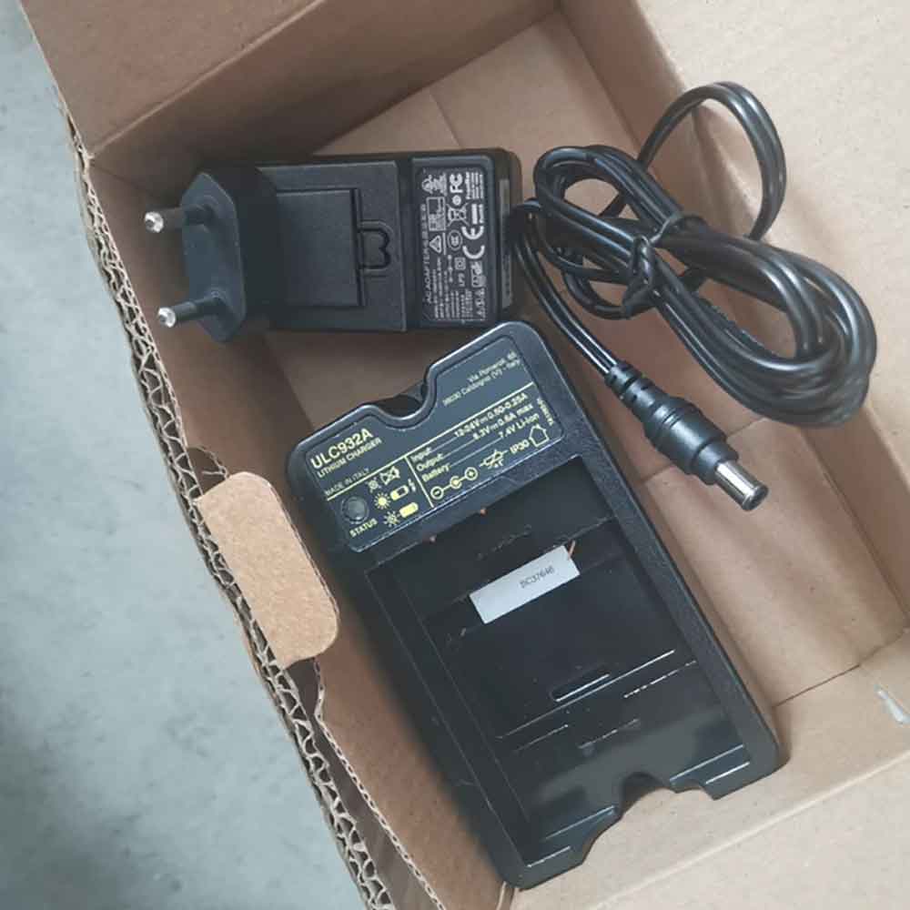 ULC932A  Chargeur